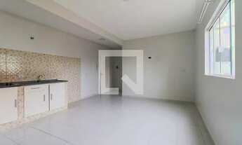 Imagem 3: Apartamento para Aluguel - Capão Raso, 1 Quarto, 30 m2