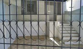 Imagem: Alugo casa 02 quartos garagem e área externa