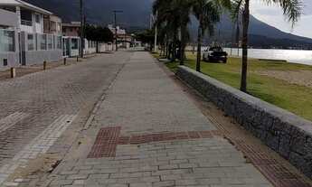 Imagem 5: Casa próximo a praia