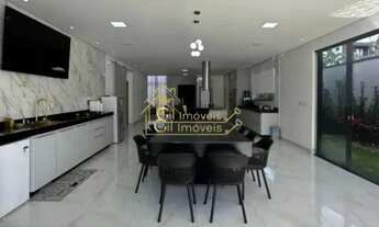 Imagem 2: Casa de Alto Padrão a venda no Condomínio Ouro verde, 5 suítes, área de lazer com piscina