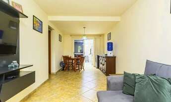 Imagem 3: Sobrado para Venda em Curitiba, Capão Raso, 3 dormitórios, 1 suíte, 4 banheiros, 2 vagas