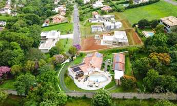 Imagem 6: Casa no condomínio Condominio Jardim das Palmeiras para venda com 5 quartos, sendo 5 suíte
