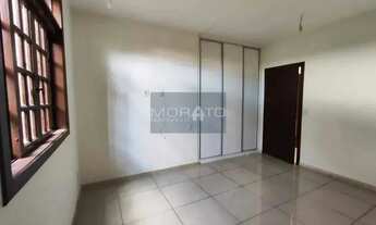 Imagem 7: Casa com 5 quartos 2 suítes e 5 vagas de garagem no bairro Palmares