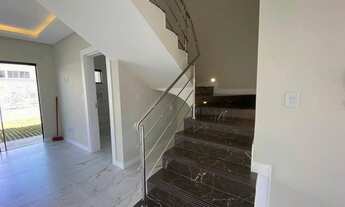 Imagem 4: Sobrado para venda possui 130 metros quadrados com 3 quartos em Centro - Penha - SC