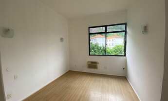 Imagem 6: Cobertura duplex com vista para a floresta