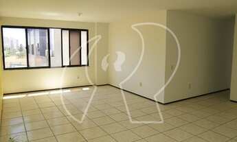 Imagem 6: Ótima localização, apartamento com 02 suítes, varanda, DCE, jardim, salão de festas, área