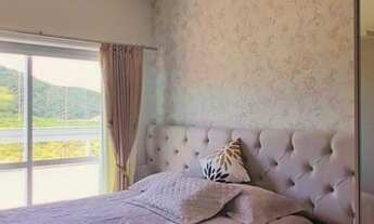 Imagem 3: Cobertura mobiliada na Praia Grande com piscina