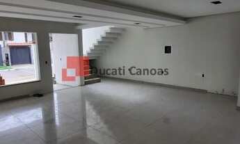 Imagem: Lindo sobrado à Venda no Bela Vista com