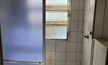 Imagem 4: VENDO AP. 3 DORMOTIRIOS COM GARAGEM IAPI COM68 M²