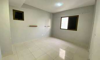 Imagem 3: Excelente Apartamento No JARDIM DE ANDALUZIA, Reformado e Projetado, Alto do Calhau