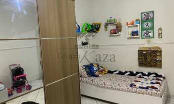 Imagem 7: Bela casa a venda com 2d ,1 wc e 2 vagas com 150 m² no Jd Ismenia- sjc