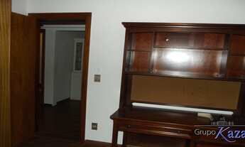 Imagem 6: Duplex para aluguel possui 240 metros quadrados com 4 quartos