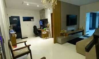 Imagem 2: Casa com piscina