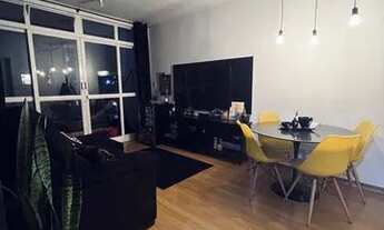 Imagem: Vaga feminina em apartamento