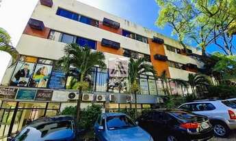 Imagem 2: Sala comercial com 50m² e garagem, no melhor do Caminho das Árvores!