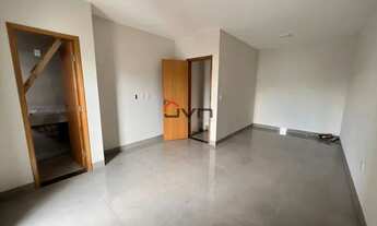 Imagem 7: Lindo sobrado a venda em ótima localização, contando com 3 quartos sendo 1 suíte e varanda