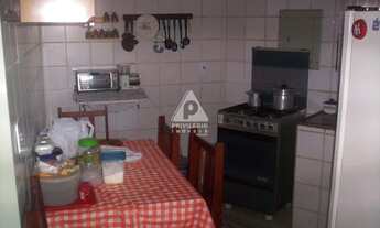 Imagem 4: CASA EM CABO FRIO NO MELHOR PONTO DO PERÓ