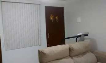 Imagem 2: Apto reformado, dois quartos na QE 40 - Guará II