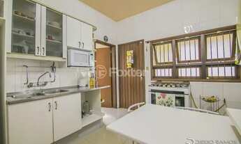 Imagem 6: Vendo Excelente casa 3 quartos suíte 4 garagens com 245m² privativos no Bairro Nonoai !!!