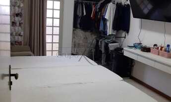 Imagem 4: Lindo Sobrado - Parque Residencial Flamboyant - 3 Dormitórios - 189m²