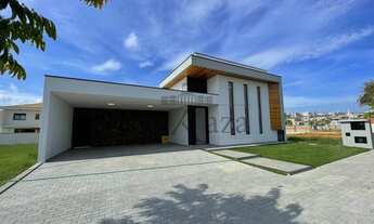 Imagem 2: Casa de condomínio térrea para venda com 252 metros quadrados com 3 quartos