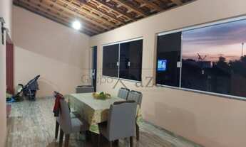 Imagem: Casa para venda possui 250 metros quadrados