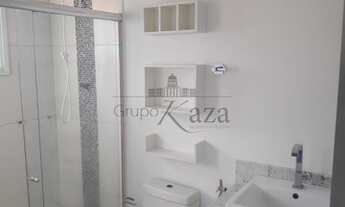 Imagem 2: Sobrado 3 suítes, ar condicionado, varanda, piscina, 4 vagas e excelente localização