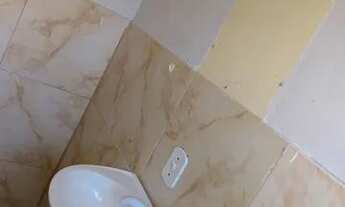 Imagem 3: Alugo kitnet quarto mais cozinha e banheiro 450 incluindo água e luz