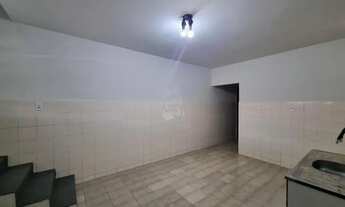 Imagem 5: Casa (Sabrado) Comercial p/ Locação c/ 82m² - 3 Salas, 2 Banheiros, Cozinha, Área de Servi