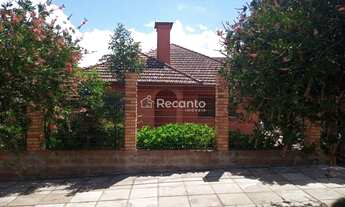 Imagem 2: CASA COM 2 DORMITÓRIOS À VENDA, 135 M² POR R$ 850.000,00 - CENTRO - CANELA/RS