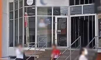 Imagem: Sala c/ dois pavimentos no Edifício Mendes