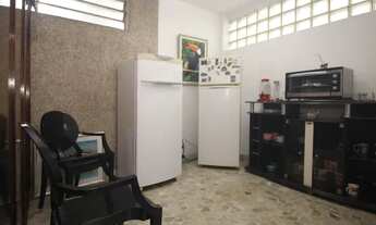 Imagem 3: Casa para venda possui 670 metros quadrados com 5 quartos em Vila Mariana - São Paulo - SP