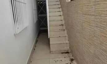 Imagem 4: VENDO CASA COM SOBRADO