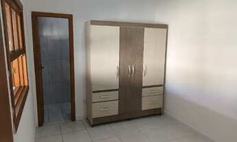 Imagem 4: Casa 1 quarto, próxima a praia do Rio Tavares, Pico da Cruz, quintal gramado e murado