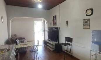 Imagem 5: CASA ANTIGA, PORÉM MUITO BEM LOCALIZADA E COM BOA VIZINHANÇA