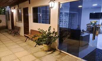 Imagem: Casa aconchegante com 7 suítes. Temporada