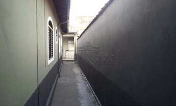 Imagem 2: Casa para aluguel possui 230 metros quadrados com 4 quartos