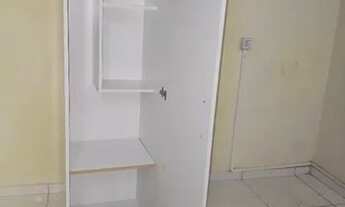 Imagem 5: Quarto no centro, semi-mobiliado, livre de custos por $ 600,00