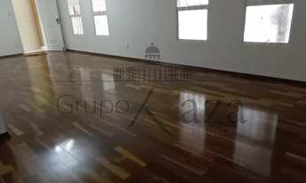 Imagem 2: Casa térrea para venda no Bosque dos Eucaliptos