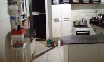 Imagem 3: Duas casas a menos de 200 metros da Avenida Fraga Maia