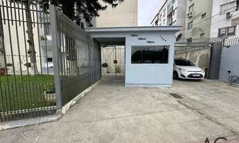 Imagem 2: Apartamento para aluguel possui 60 m² com 2 quartos em Abraão - Florianópolis - SC