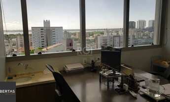 Imagem: Sala comercial com vista para o Guaíba