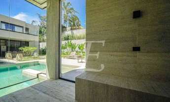 Imagem 4: Alphaville Res 1 - Casa Mobiliada e Decorada com 5 suítes e 8 vagas cobertas pronta para m