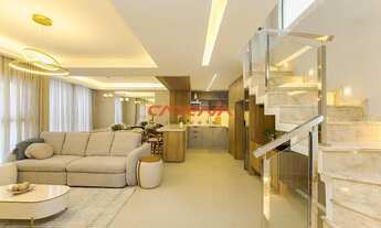 Imagem 3: Casa com 3 quartos e 2 vagas para aluguel no Santa Felicidade