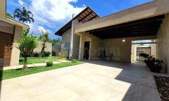 Imagem: Casa a venda com 3 dorm. Sendo 2 suíte