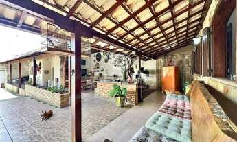 Imagem 7: Casa com 4 Quartos à Venda, Copacabana, próximo à Avenida Portugal