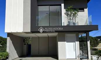 Imagem 2: Sobrado em condomínio no Tanguá