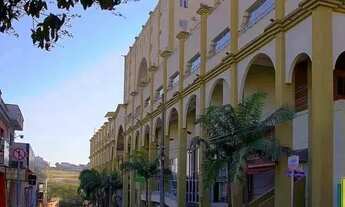 Imagem: Shopping Center à venda, 109 lojas, 86