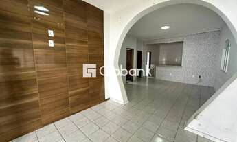 Imagem 3: Aluguel Casa no Bairro São Judas Tadeu Montes Claros/MG, 03 Quarto(s