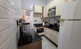 Imagem 6: Apartamento Térreo Modernizado com 2 Quartos e Amplo Espaço de Lazer em Quintal! M83S